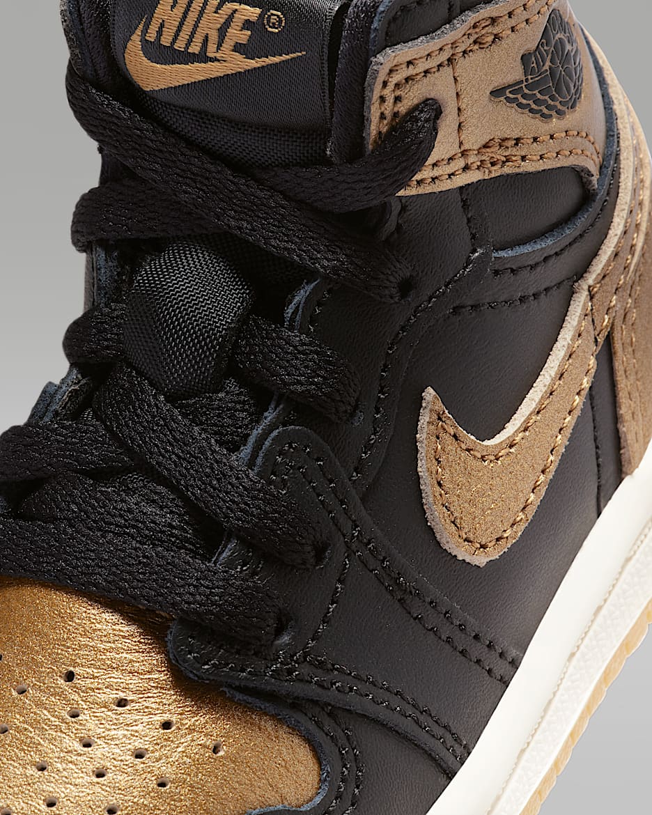 Jordan shoes black with gold discount